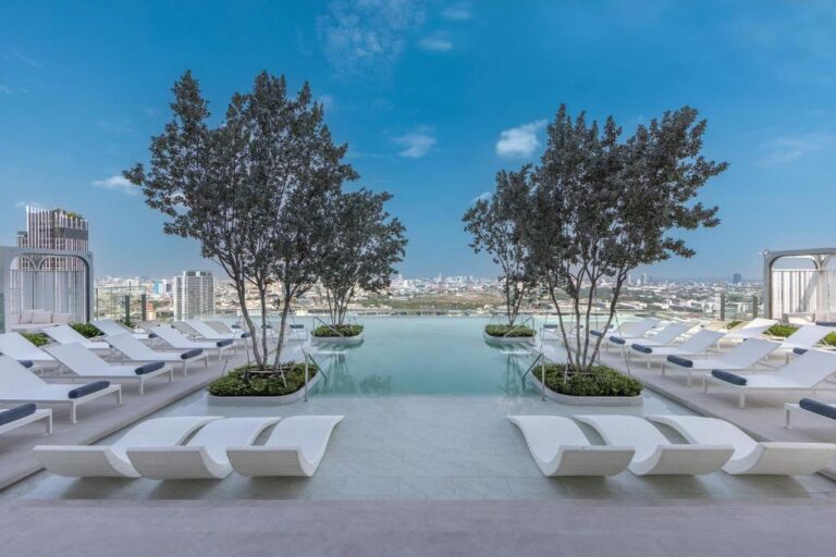 Eastin-Grand-Hotel-Phayathai