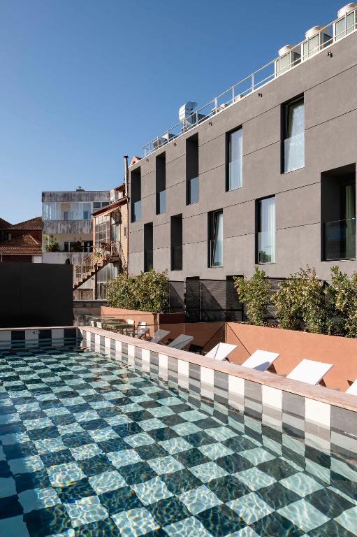 La piscine de l'Artcore Hotel de Porto