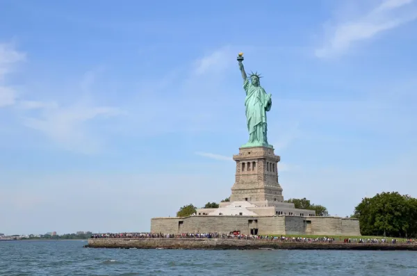 Visite de la statue de la Liberté et d'Ellis Island en ferry, à New York