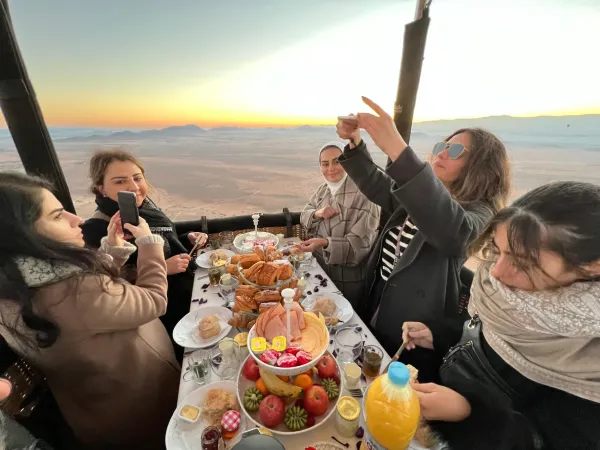 Vol en montgolfière avec petit déjeuner et certificat de vol à Marrakech au Maroc