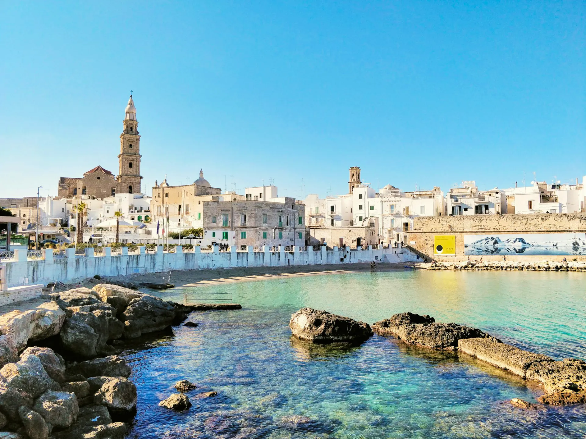 bord-mer-monopoli-italie-2