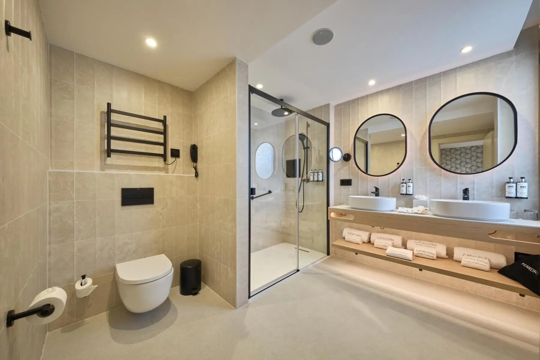 salle-de-bains-hotel-catalonia-park-guell-barcelone